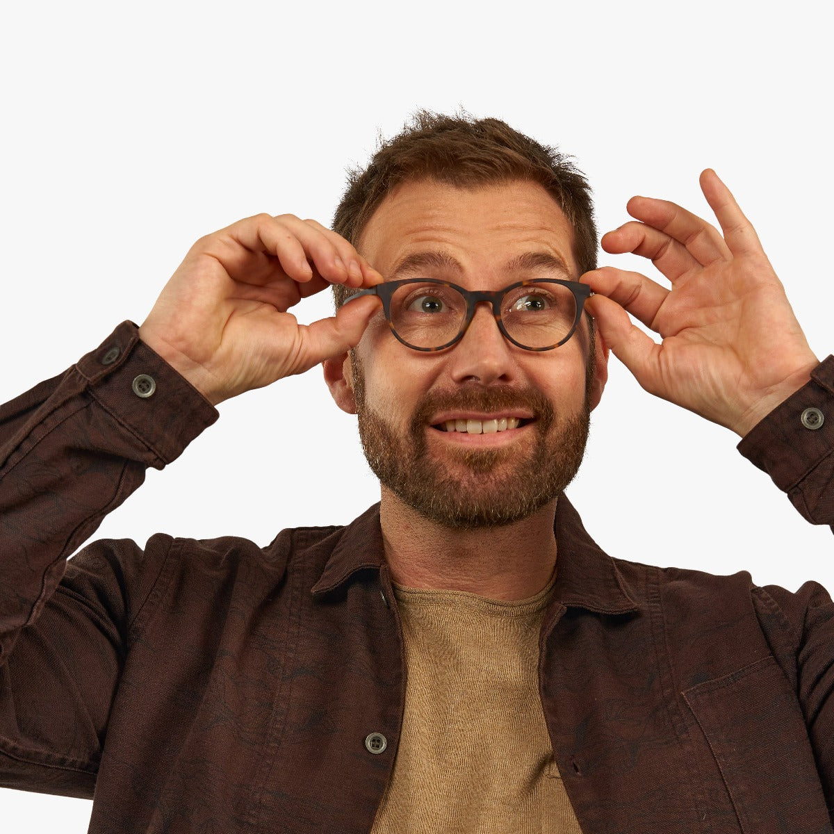 Luxreaders stylish Örebro Dark Turtle Reading glasses. Made from Acetate in a Iconic shape.