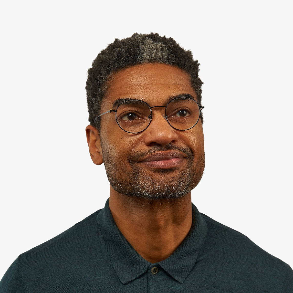 Luxreaders stylish Men's Tromsø Black Reading glasses. Made from Stainless steel in a Round shape.