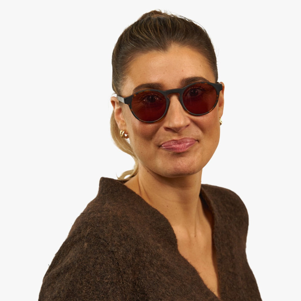 Women's Morgan Dark Turtle Sunglasses - Luxreaders.fi